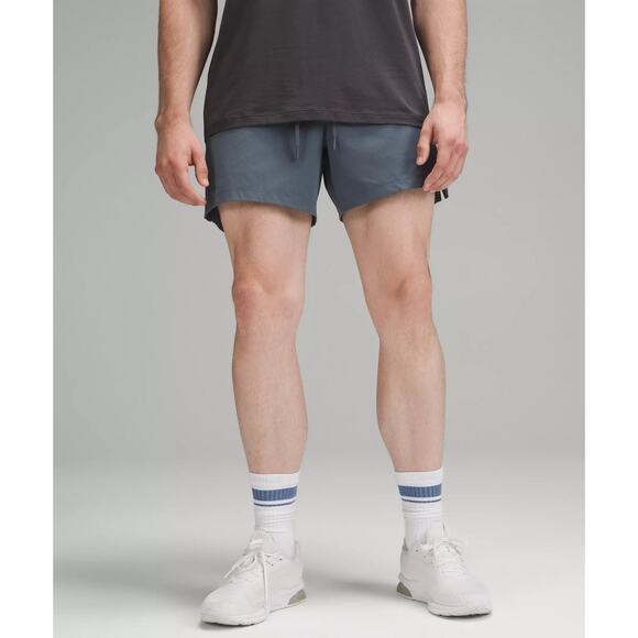 Lululemon Zeroed in Linerless Short 5" - M - Oil Grey - Picture 1 of 6